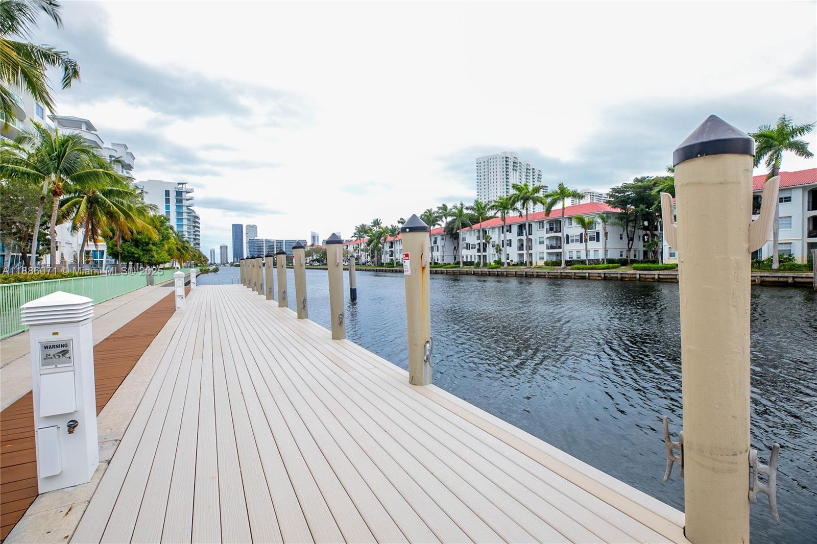 ARTECH RESIDENCES AT AVEN - Residential Lease