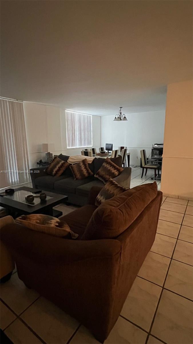 5825 Collins Ave 6A