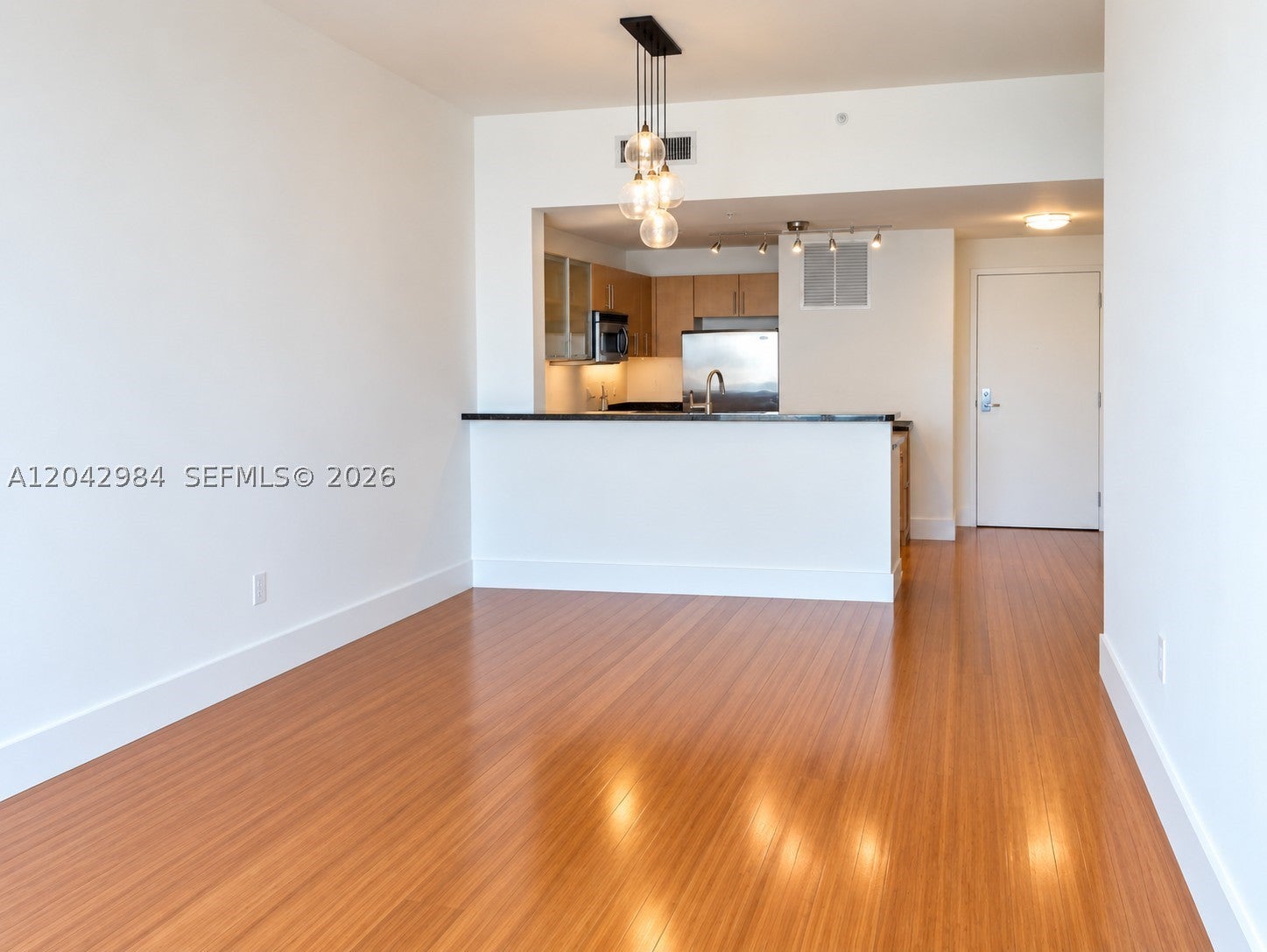 725 NE 22nd St 14E