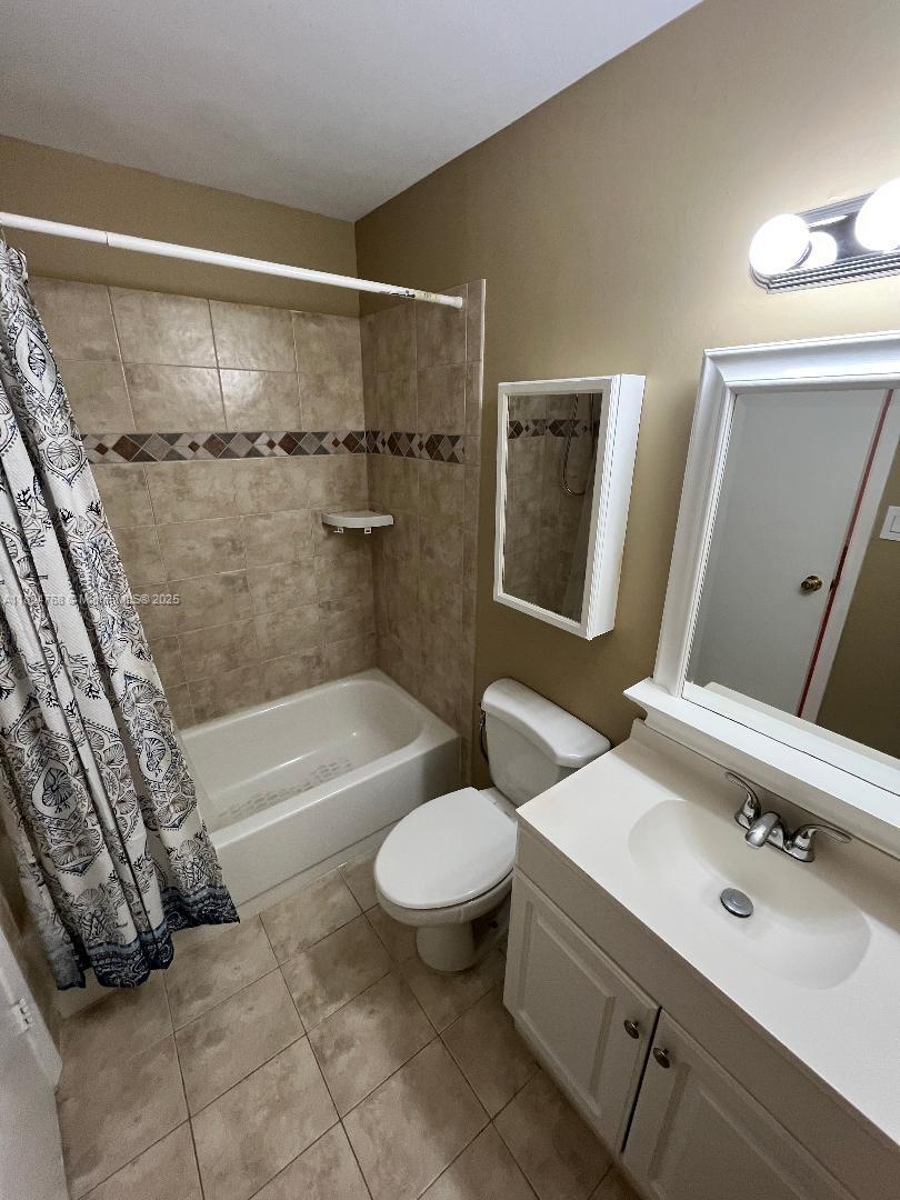 CRYSTAL VIEW TOWNHOMES - Residential