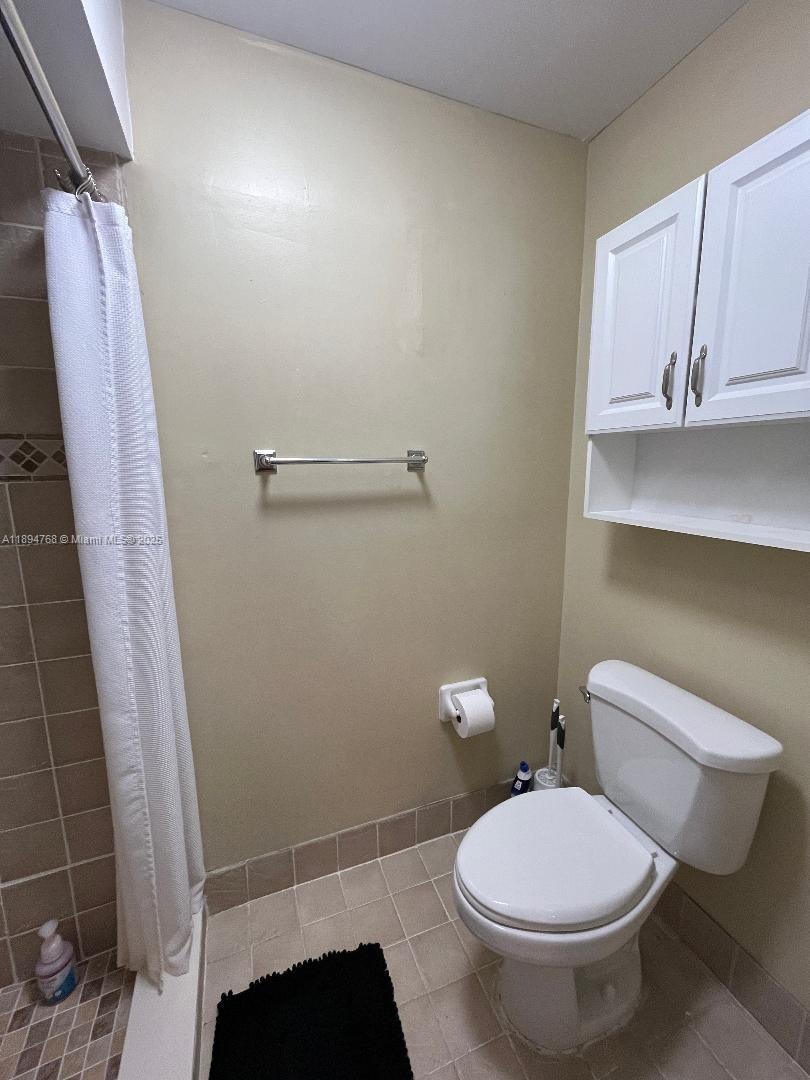 CRYSTAL VIEW TOWNHOMES - Residential