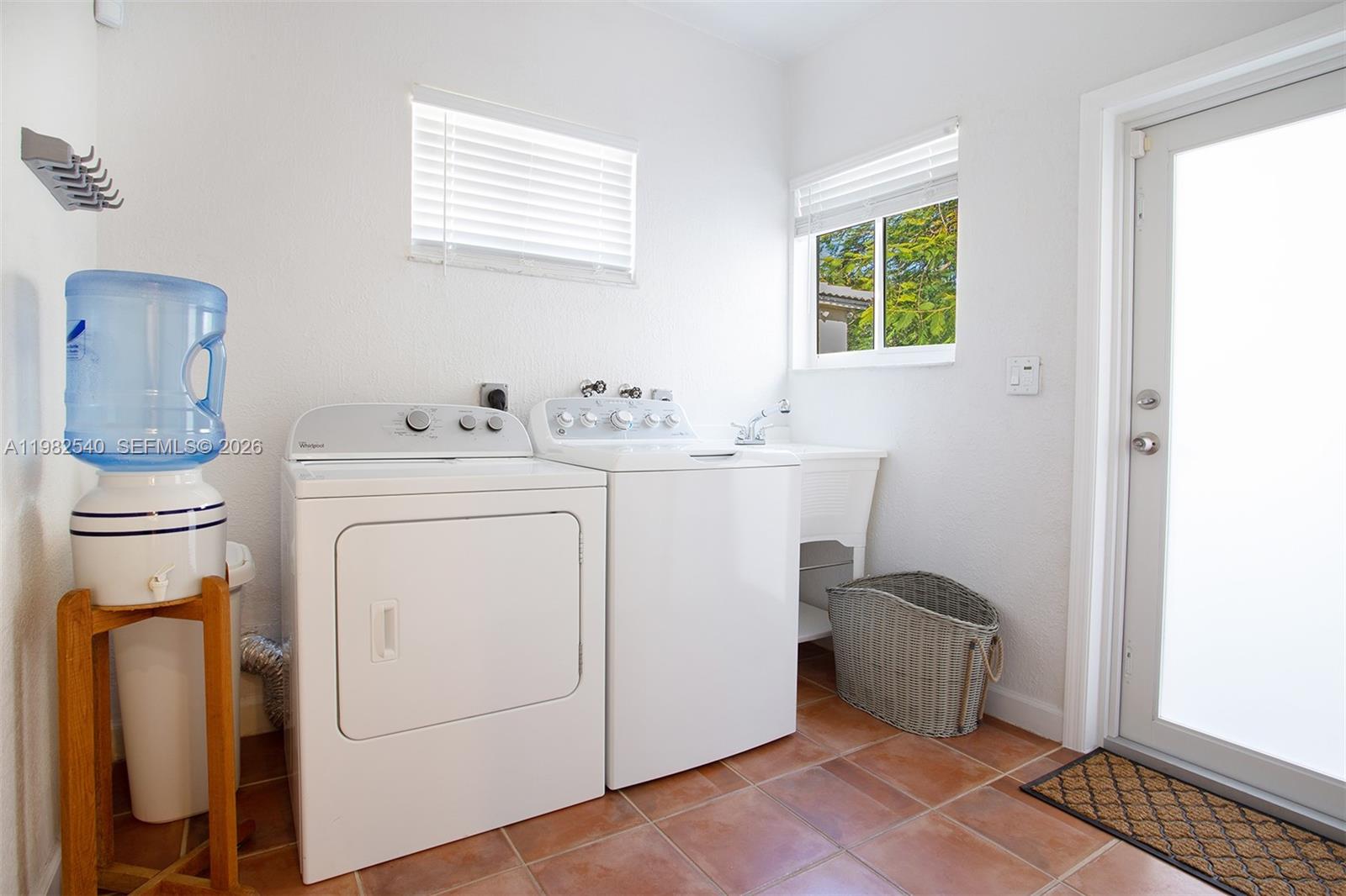 BRICKELL HAMMOCK UN 1 - Residential