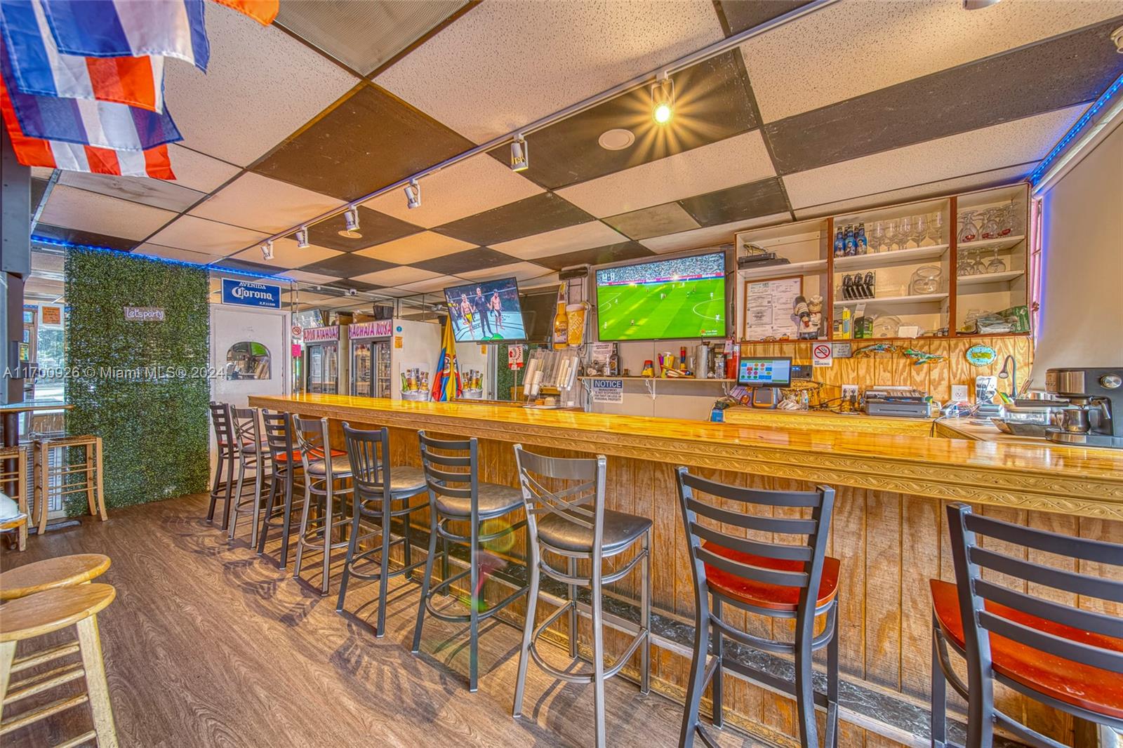 Exceptional opportunity to own a well-established cafeteria in a highly sought-after 1,300-square-foot location. Situated in a bustling shopping center with high visibility on Hialeah Main Street, this business benefits from heavy foot and vehicle traffic.
Key Features: Beer and wine license included, Legally permitted slot machines for added revenue, Affordable rent at just $4,500 per month, and Ample parking in the shopping center. This is a turnkey operation with all permits in place, offering a seamless transition for the new owner. It is ideal for those looking to enter a profitable business in a high-demand area of Miami-Dade County.