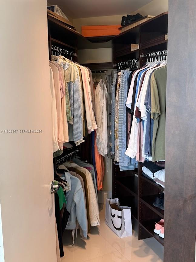 TRUMP ROYALE CONDO - Residential