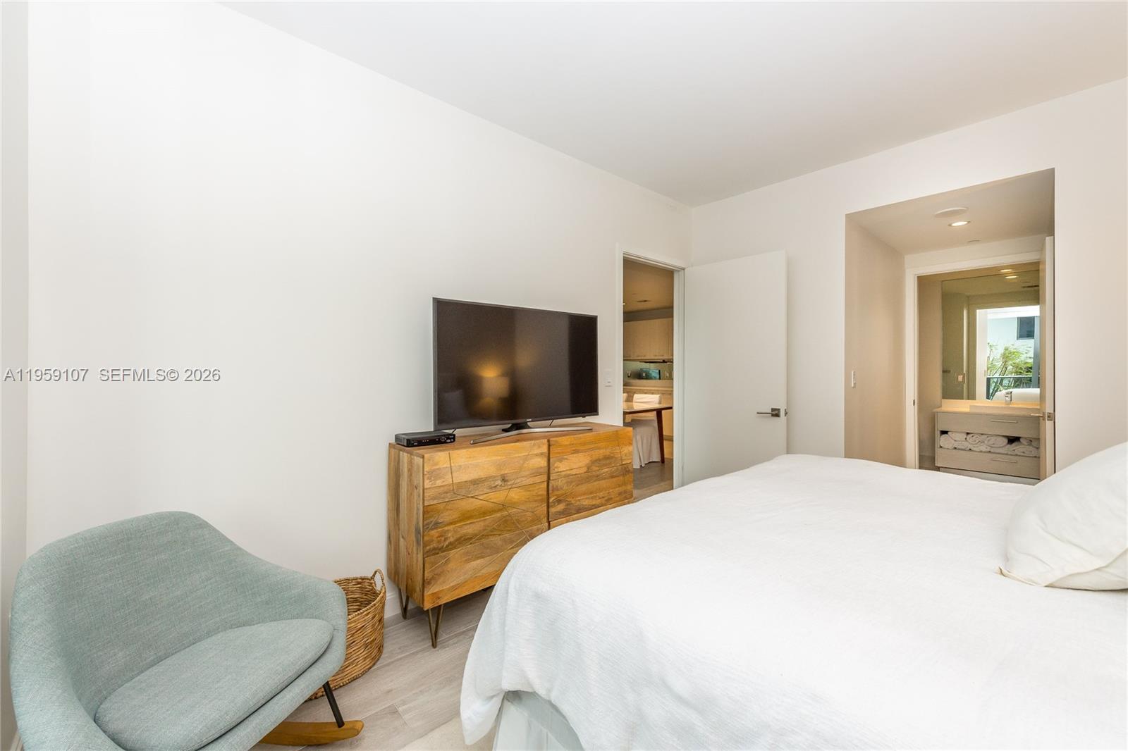 BRICKELL HEIGHTS WEST CON - Residential Lease