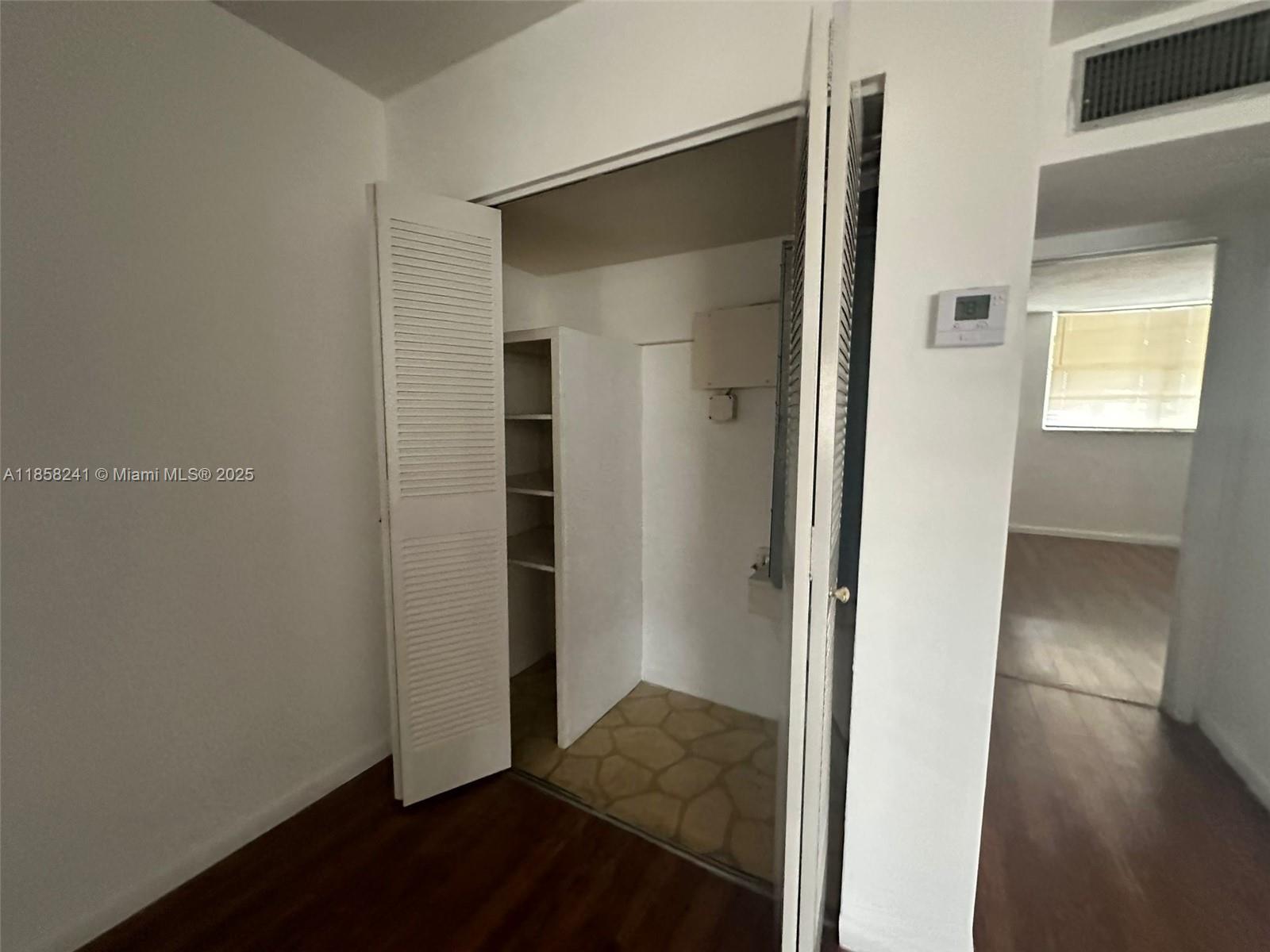 12590 CORONADO TOWERS CON - Residential