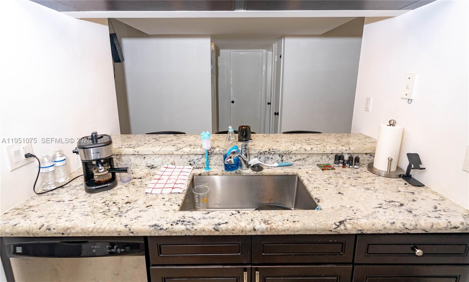 LA PLACIDA SECTION 1 COND - Residential