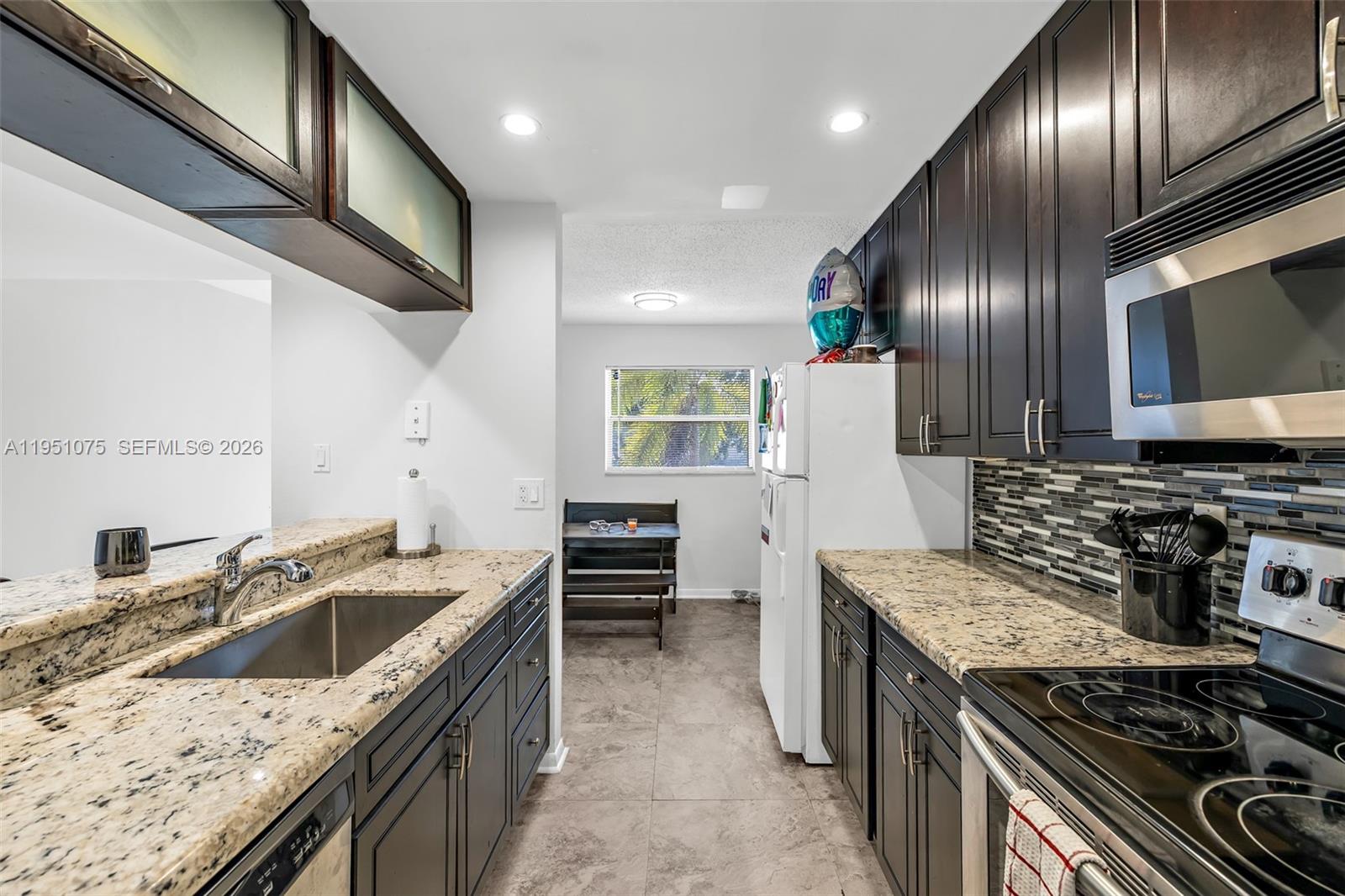 10772 La Placida Dr 7-203