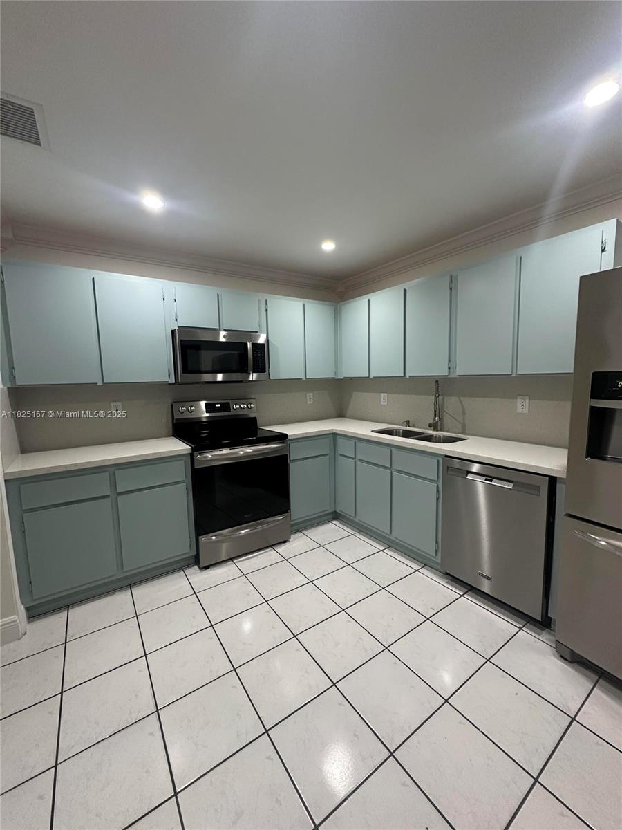 HAMMOCKS SEC 3 - Residential