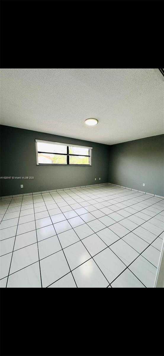 HAMMOCKS SEC 3 - Residential