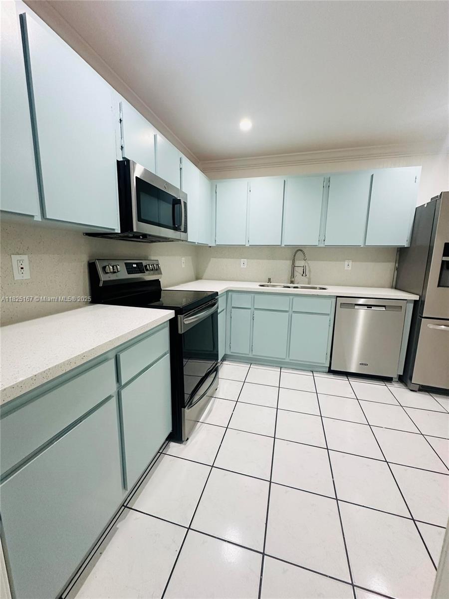 HAMMOCKS SEC 3 - Residential