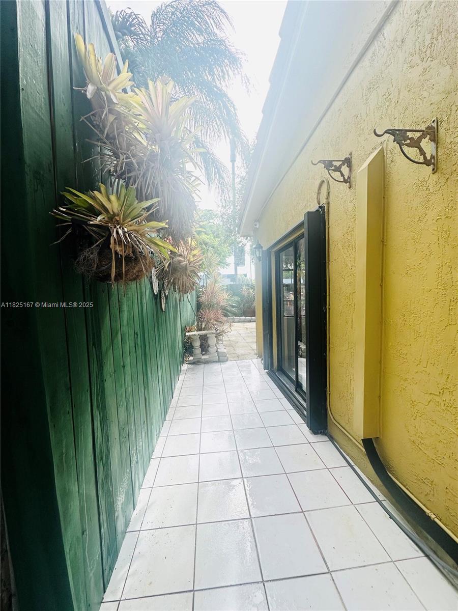 HAMMOCKS SEC 3 - Residential