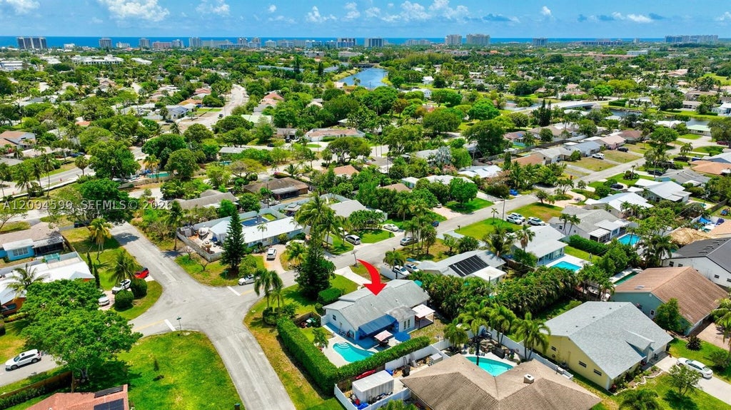 Photo of 654 Bunting Dr, Delray Beach, FL 33444 (MLS # A12094599)
