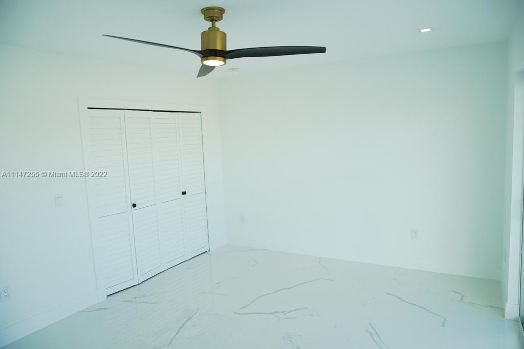 PORT LARGO 5TH ADD - Residential