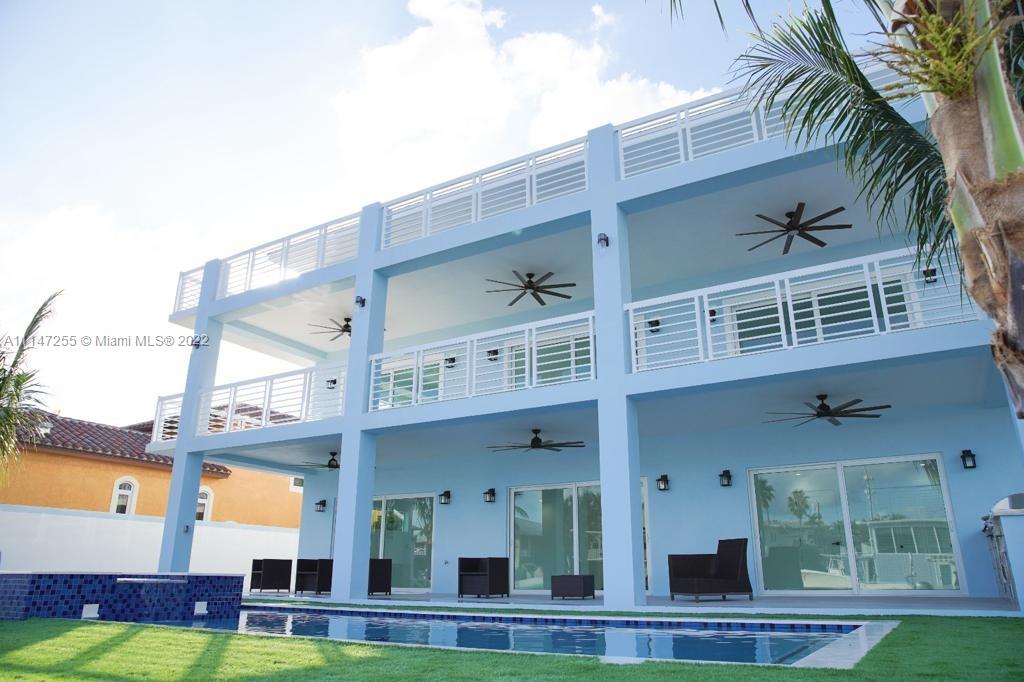 PORT LARGO 5TH ADD - Residential