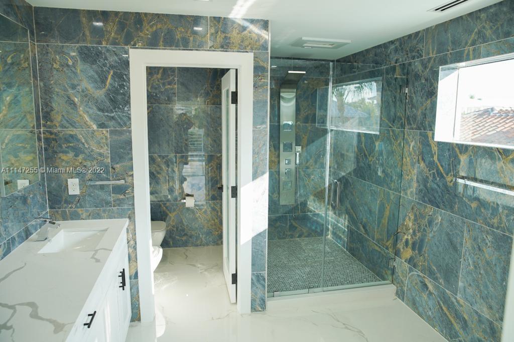 PORT LARGO 5TH ADD - Residential