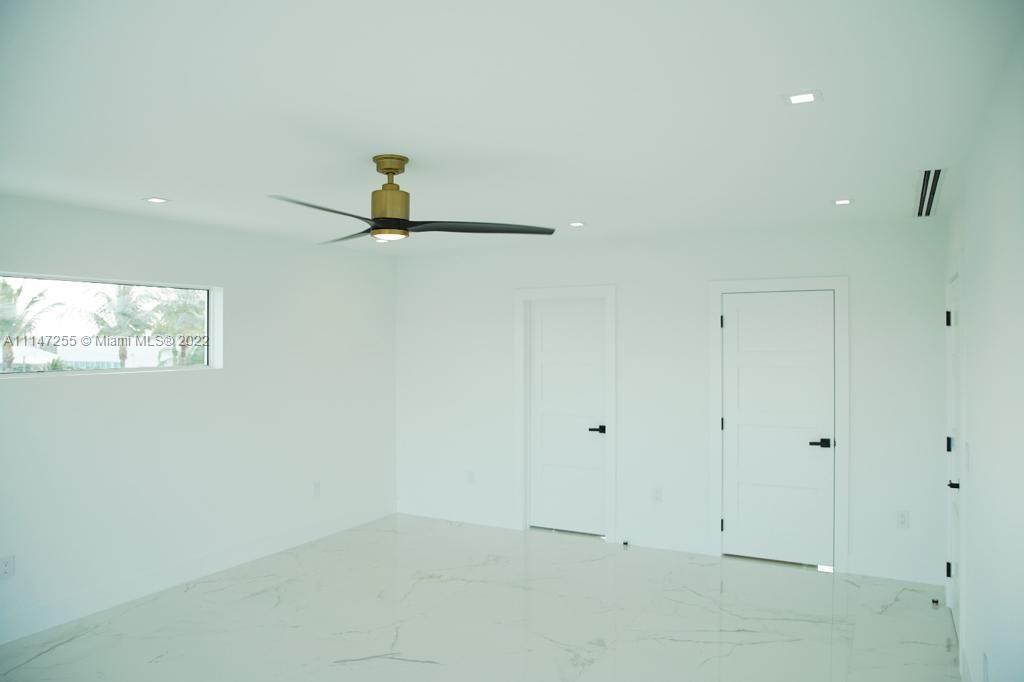 PORT LARGO 5TH ADD - Residential