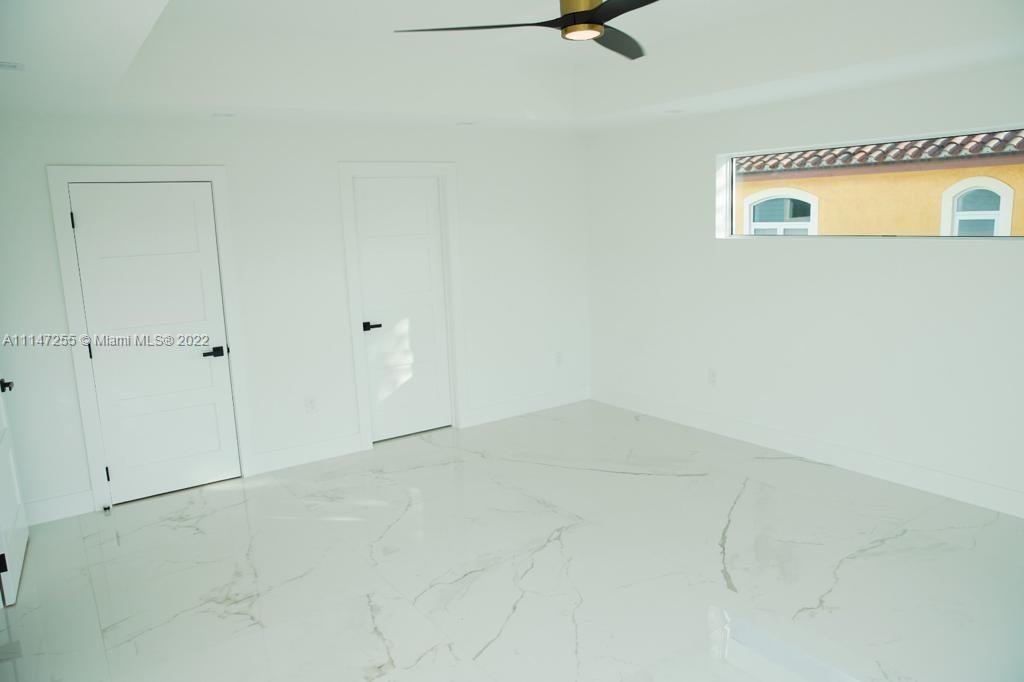 PORT LARGO 5TH ADD - Residential