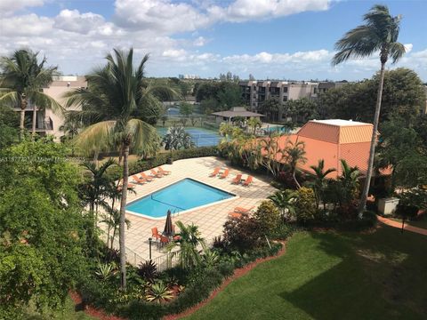 13120 SW 92nd Ave B-PH12 Miami FL 33176