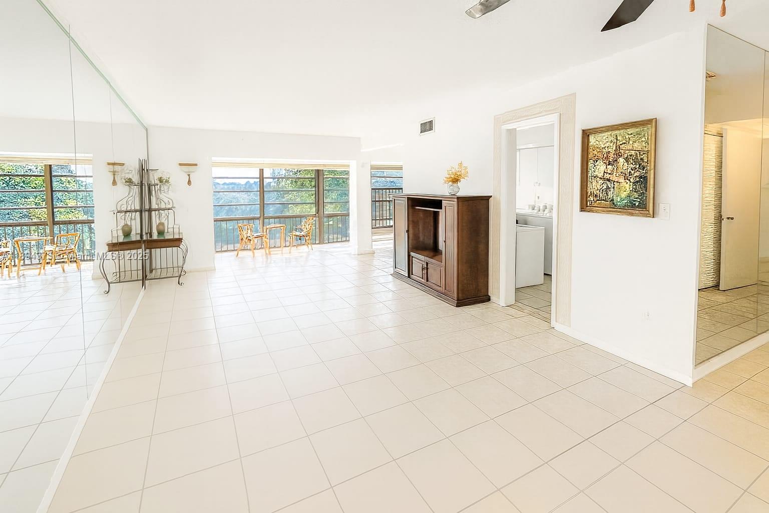 PENINSULA AT INTL GARDENS - Residential