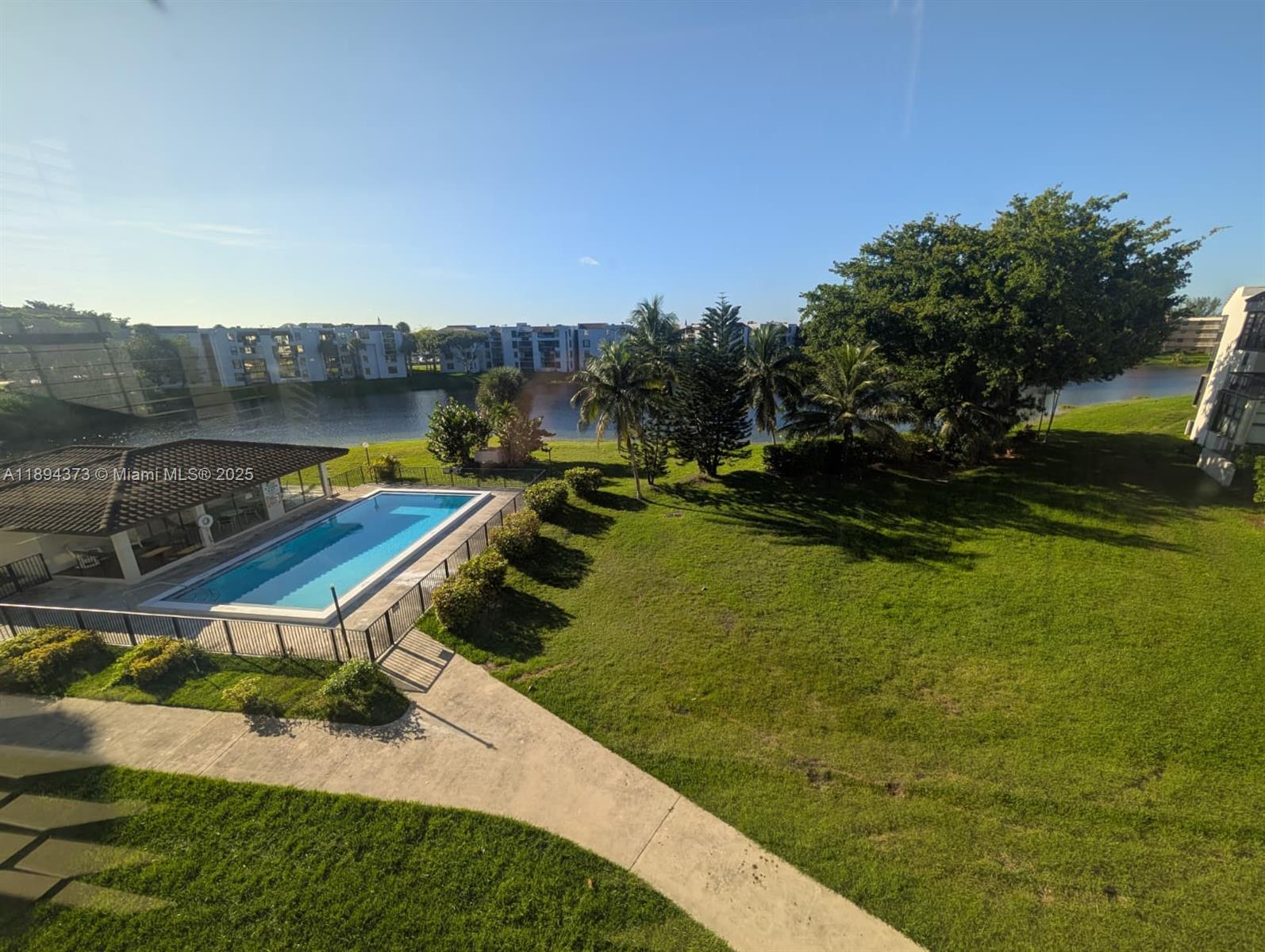 PENINSULA AT INTL GARDENS - Residential