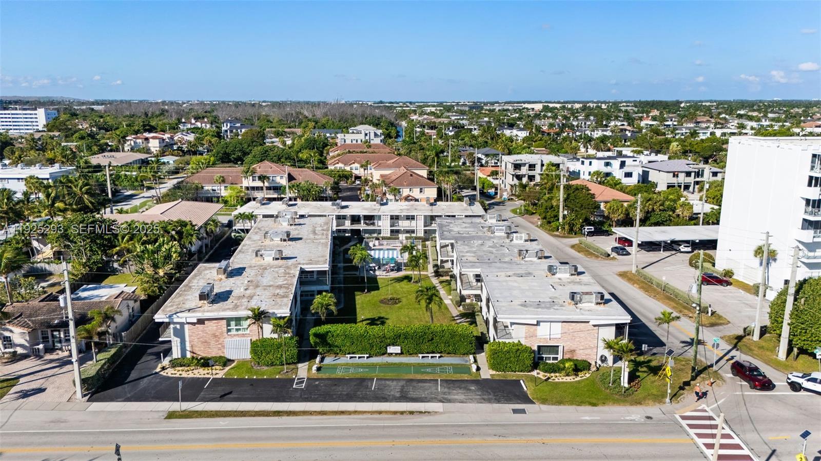 633 NE 21st Avenue 9B