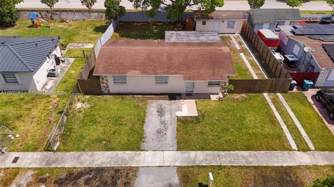 Photo of 15115 SW 304th Ter, Homestead, FL 33033 (MLS # A11971814)