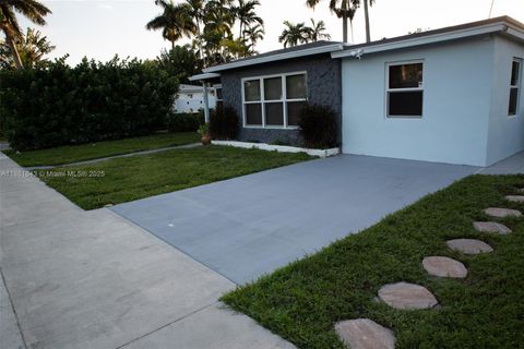 Florida Daily Rental AirBnB Single Family Home Investment Properties For Sale 121 NE 1ST CT Dania Beach FL 33004