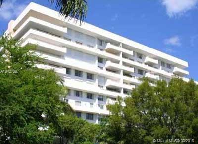 COMMODORE CLUB SOUTH COND - Residential Lease