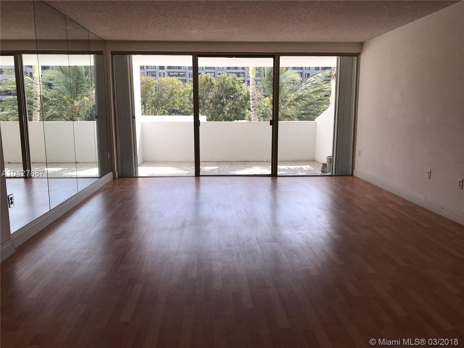 COMMODORE CLUB SOUTH COND - Residential Lease