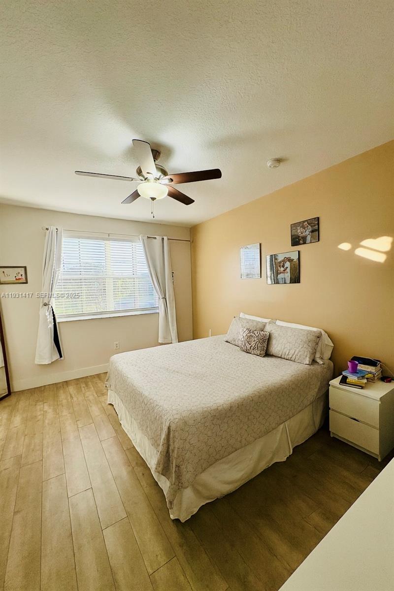 SIENA COMMUNITY OF HOLLYWO - Residential