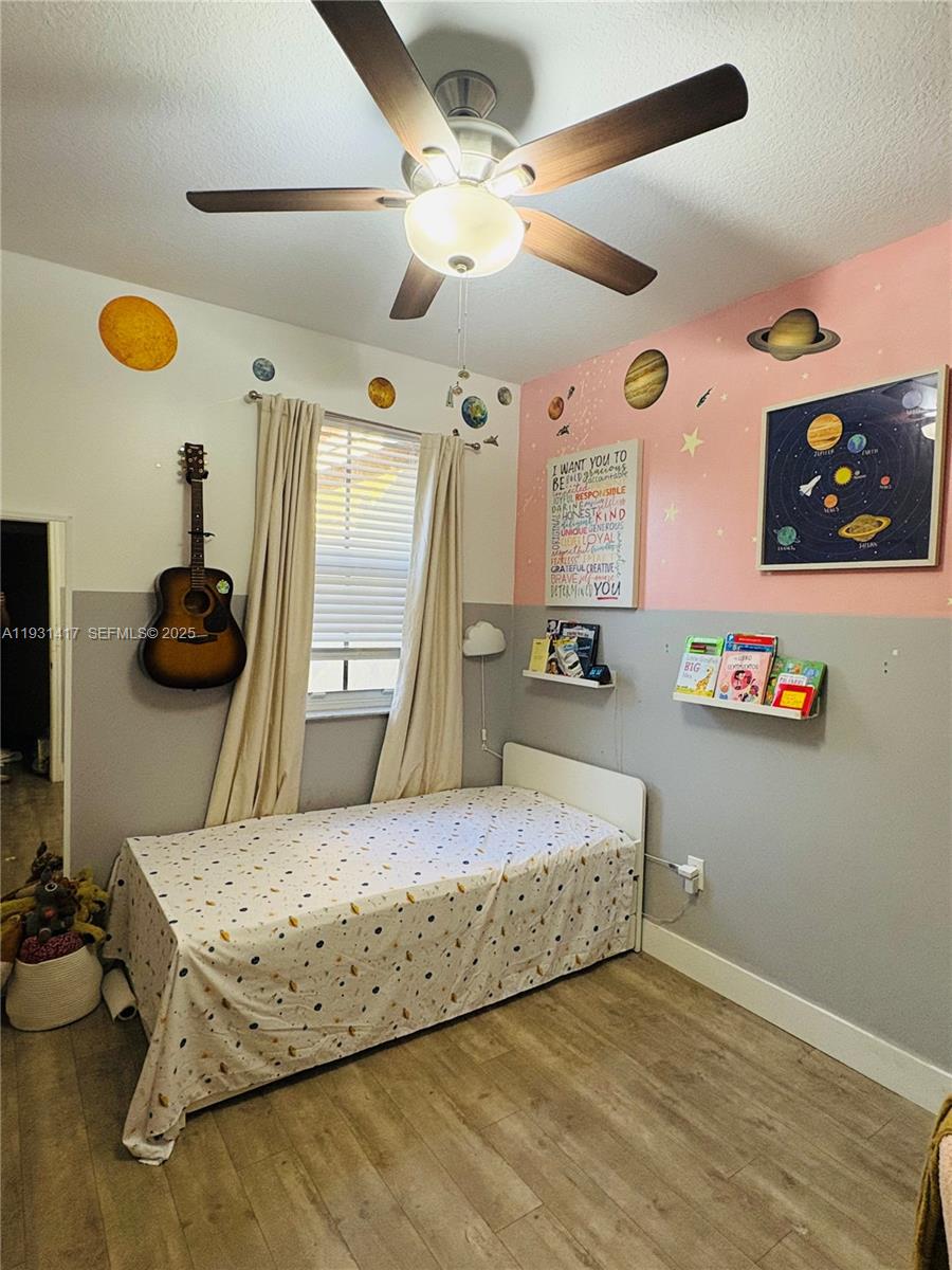 SIENA COMMUNITY OF HOLLYWO - Residential