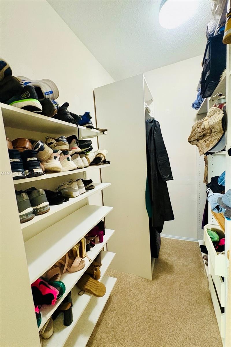 SIENA COMMUNITY OF HOLLYWO - Residential