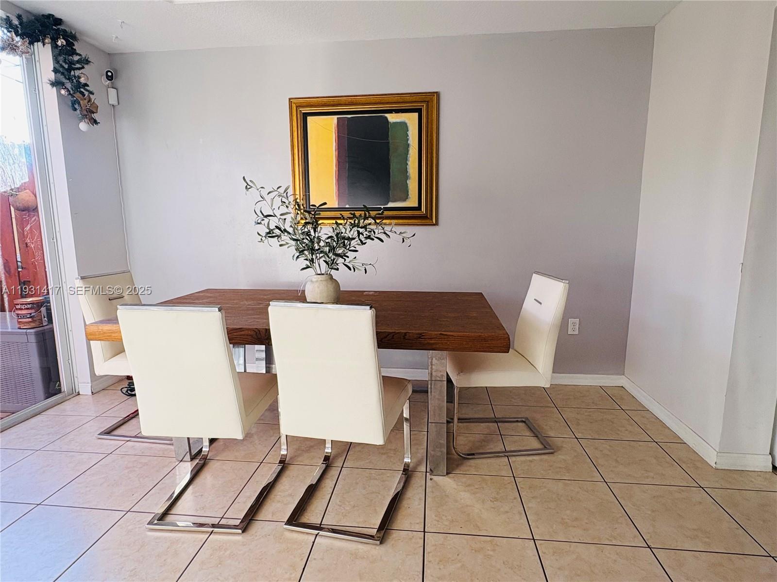 SIENA COMMUNITY OF HOLLYWO - Residential