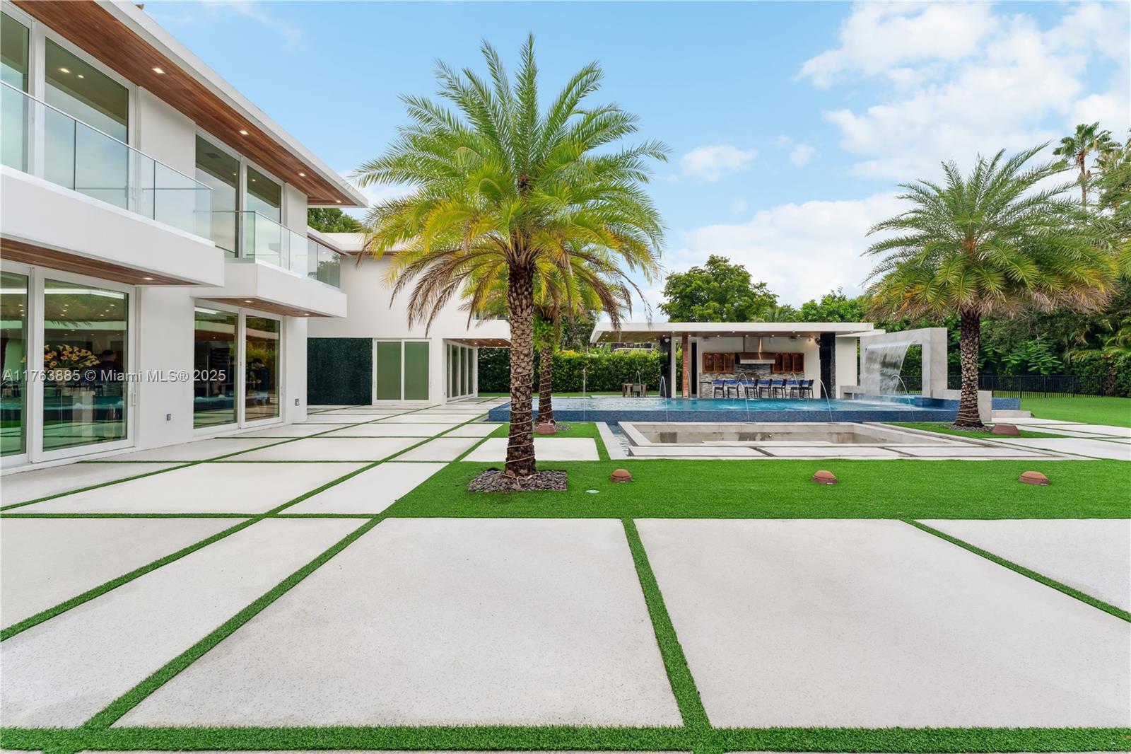 RIDGELINE ESTATES - Residential