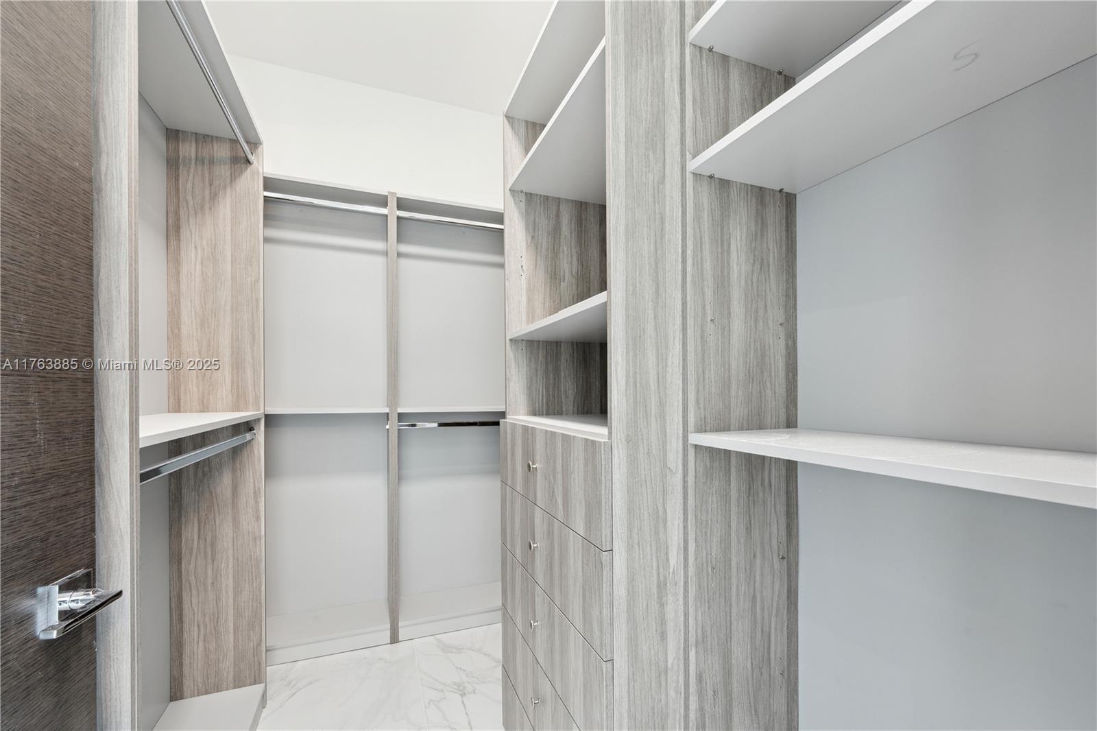 RIDGELINE ESTATES - Residential