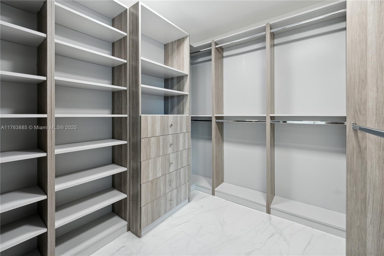 RIDGELINE ESTATES - Residential