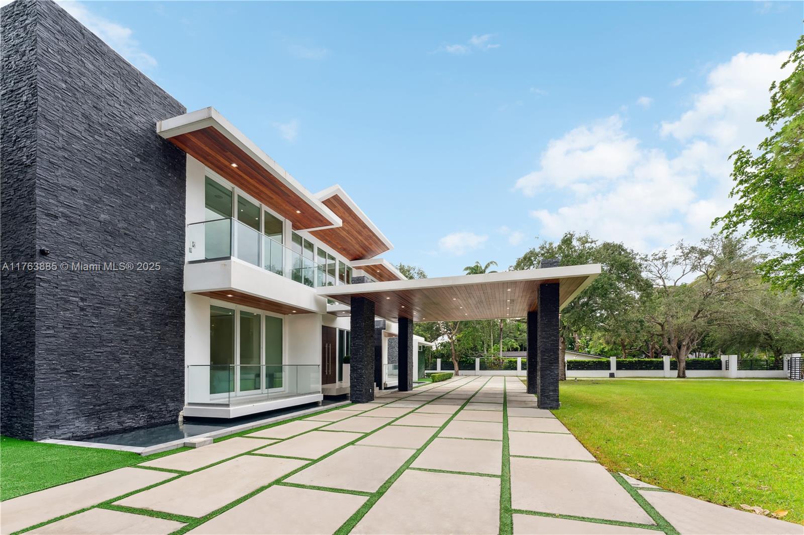 RIDGELINE ESTATES - Residential