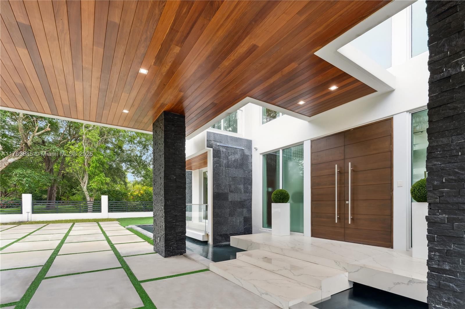 RIDGELINE ESTATES - Residential