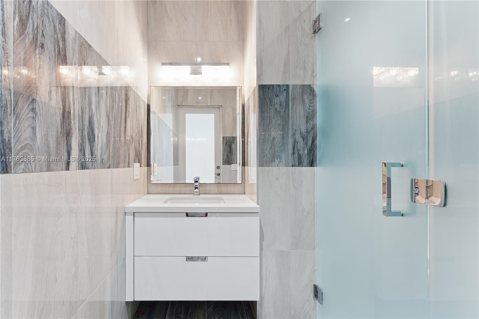 RIDGELINE ESTATES - Residential