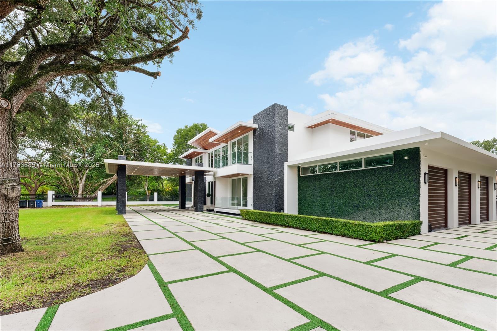 RIDGELINE ESTATES - Residential