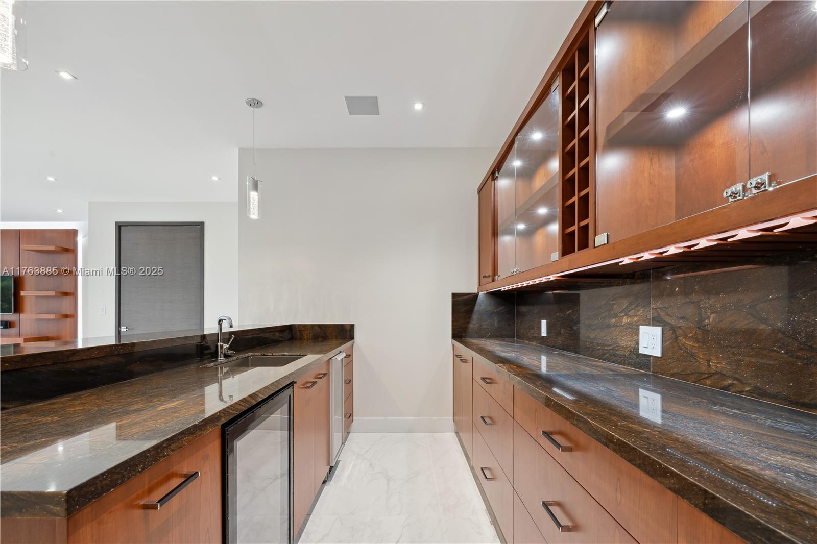 RIDGELINE ESTATES - Residential