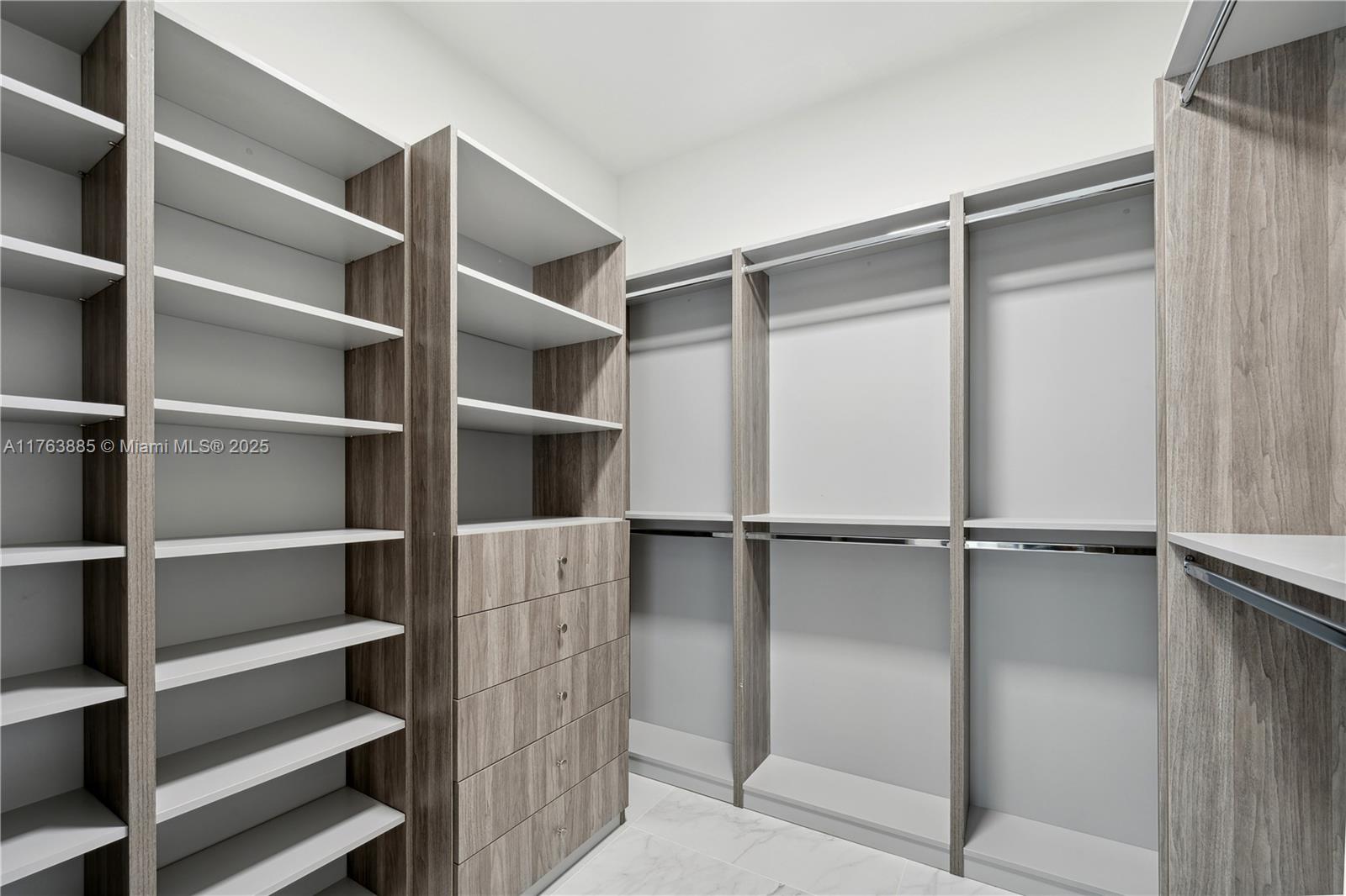 RIDGELINE ESTATES - Residential