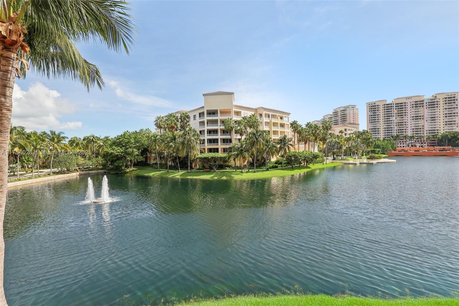Property for Sale at 723 Crandon Blvd 206, Key Biscayne, Miami-Dade County, Florida - Bedrooms: 3 
Bathrooms: 3  - $2,600,000