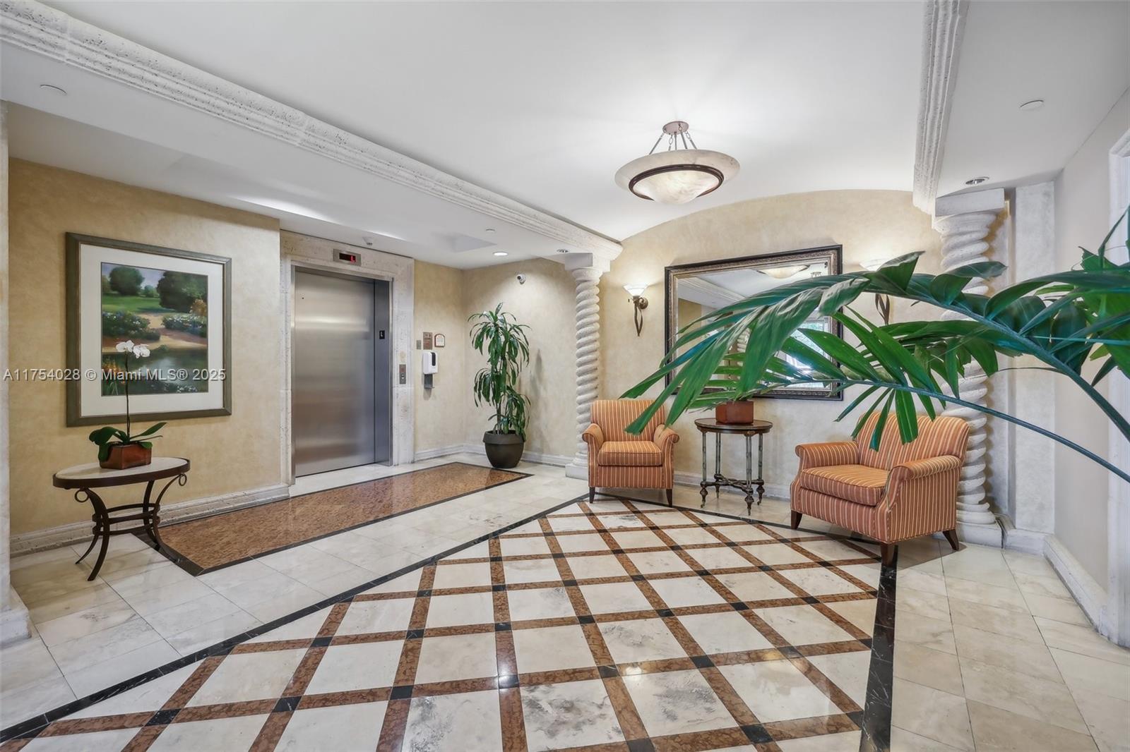 723 Crandon Blvd 206