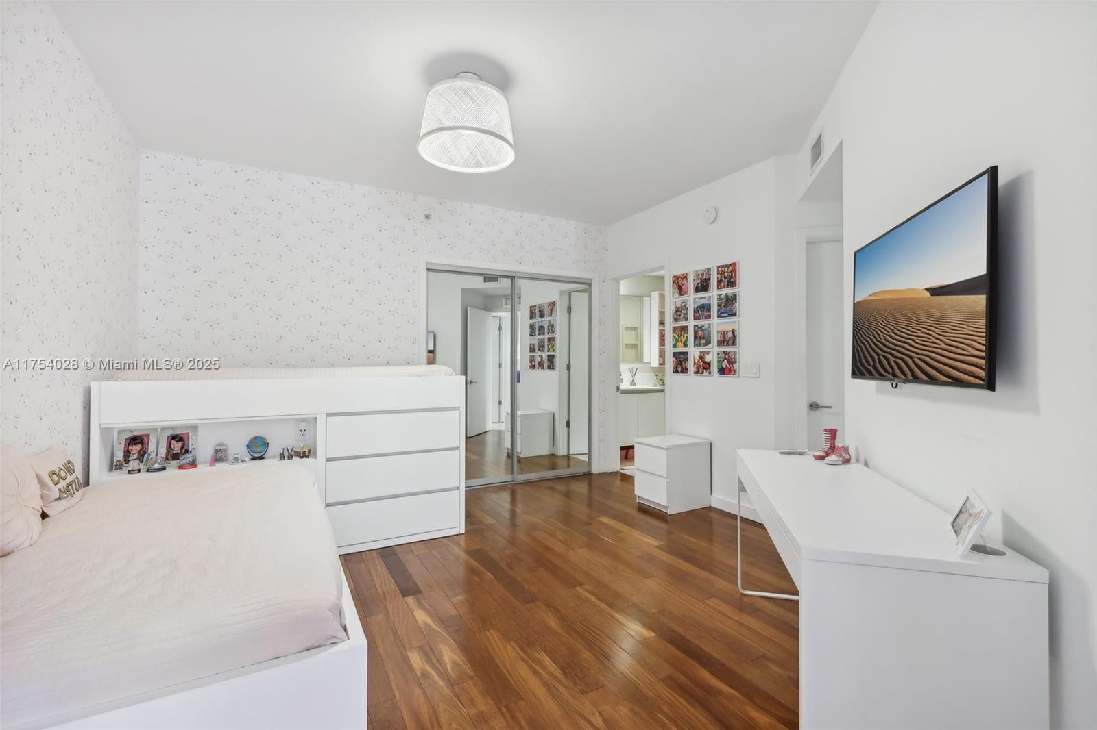 LAKE VILLA ONE CONDO - Residential