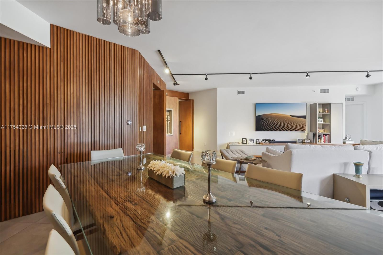 LAKE VILLA ONE CONDO - Residential