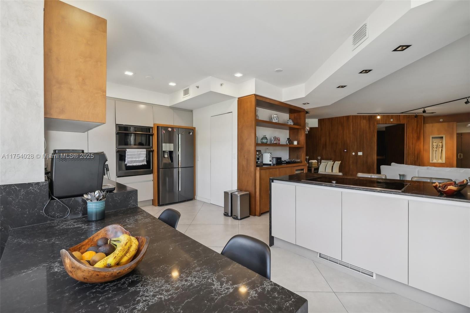 LAKE VILLA ONE CONDO - Residential