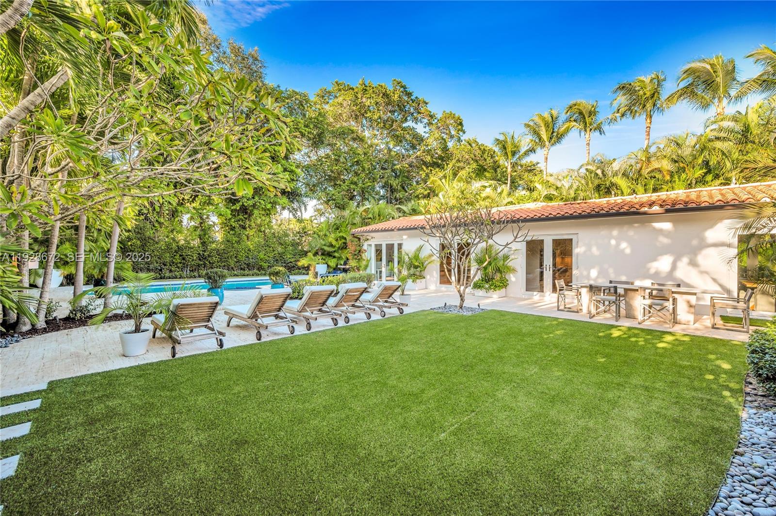 BAY POINT - Residential