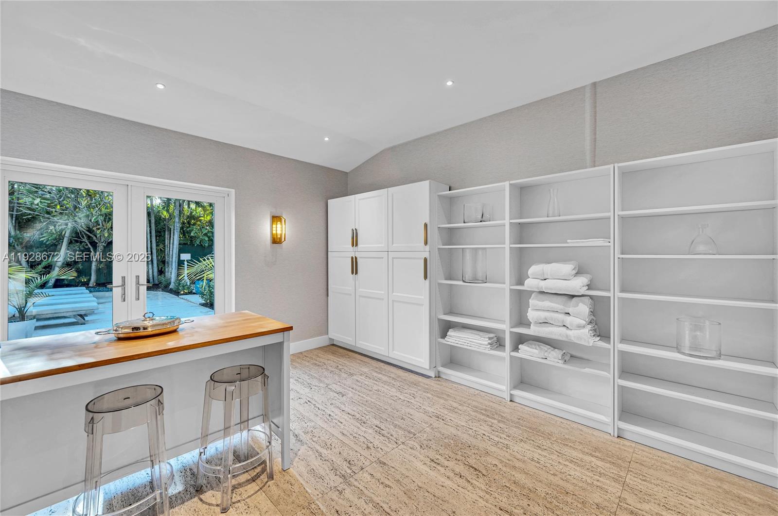 BAY POINT - Residential